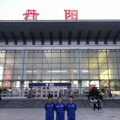 上海鐵路局旗下高鐵站丹陽站安全階梯地面防滑膠帶工程